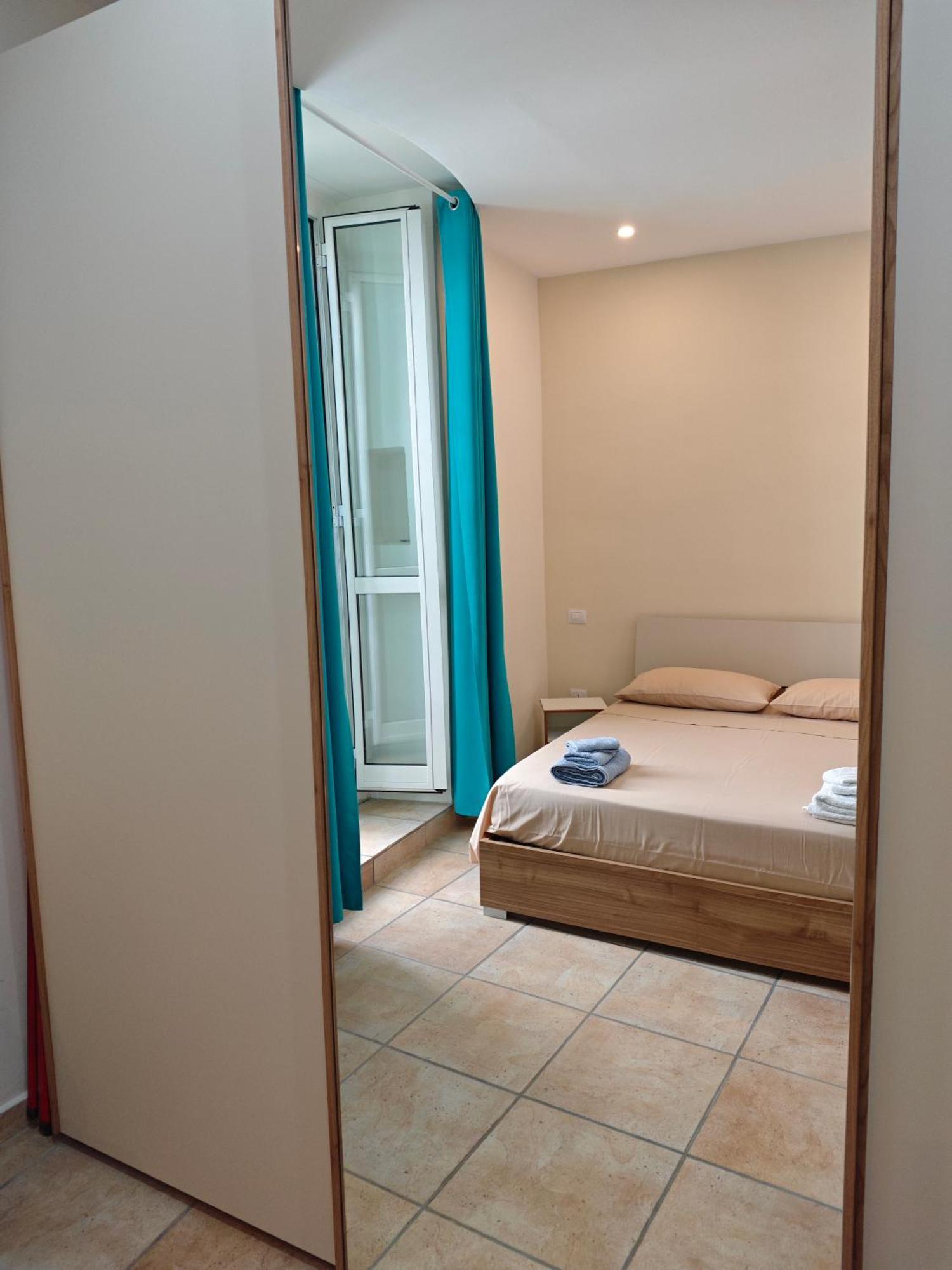Apartamento Dolce Terra Mia Trani Exterior foto